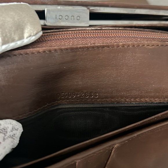 Gucci Vintage Kisslock Wallet - Picture 9 of 9